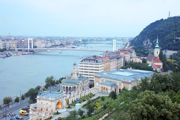 Dunaj Panorama Dunaj Budapešti Maďarsku Pohled Dunaj Budapešti Nábřeží Řeky — Stock fotografie