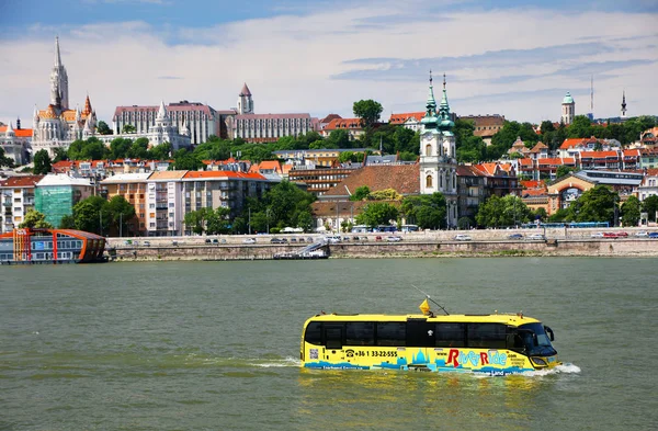 Budapeşte Macaristan Mayıs 2018 Nehir Yolculuğu Kayan Otobüs Gezi Toprak — Stok fotoğraf