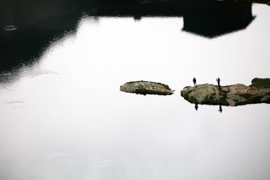 Yaz manzara Balea göl dağ Fagaras Dağları, Karpatlar, Romanya