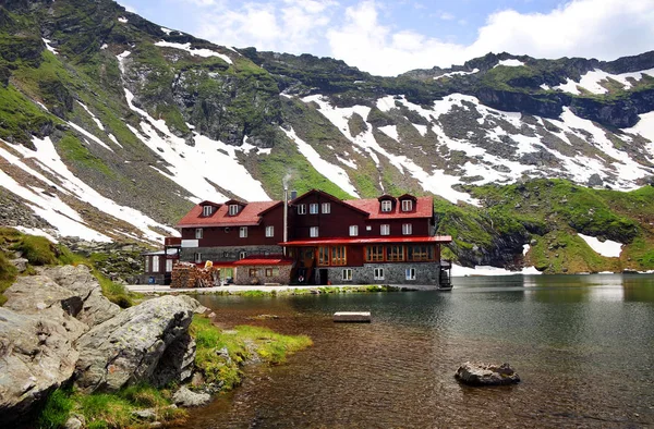 Beautiful View Balea Lake Chalet Fagaras Mountains Carpathians Romania — Stock Photo, Image