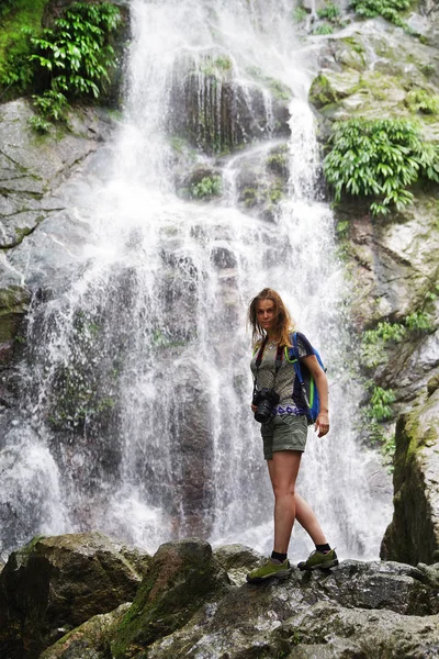 Marinka 瀑布在 Minca 哥伦比亚 — 图库照片