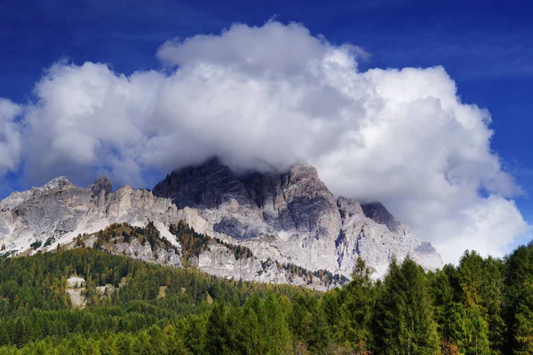 Paisaje Alpino Del Grupo Cristallo Dolomitas Italia —  Fotos de Stock