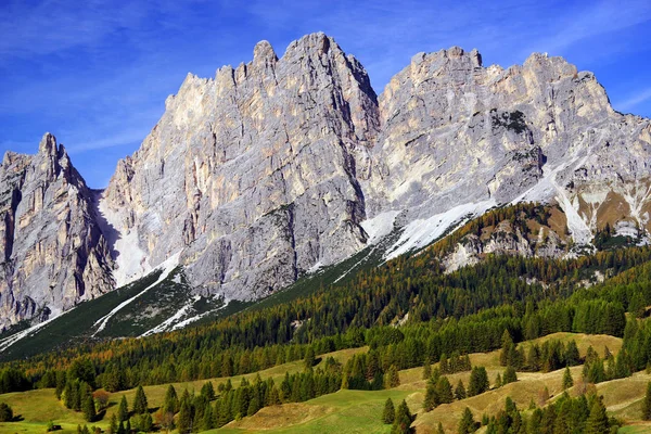 무료로 Dolomites 이탈리아의 알프스 — 스톡 사진