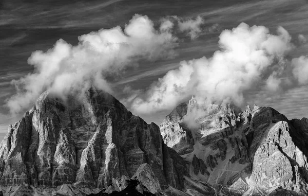 Paisaje Alpino Del Grupo Sorapis Dolomitas Italia Europa — Foto de Stock