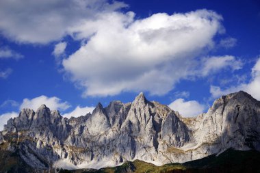 Görünüm Wilder Kaiser dağlarının, Tyrol, Avusturya