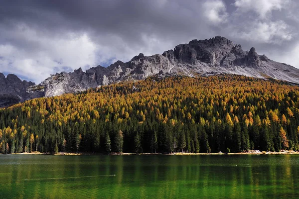 Paisaje Otoñal Lago Misurina Dolomitas Italia — Foto de Stock