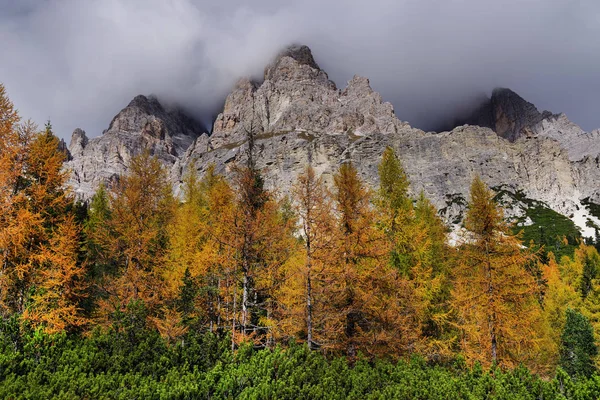 Alpejskie Krajobrazy Grupy Dolomity Włochy — Zdjęcie stockowe