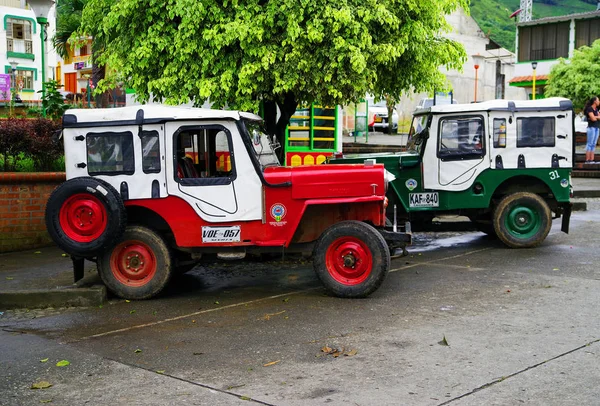 Знаменитый Джип Willys Улице Буэнависта Quindio Знаменитая Деревня Колумбии Своей — стоковое фото