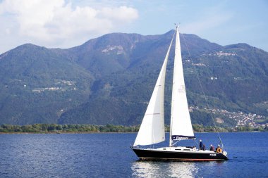 Yatçılık Iseo Gölü, İtalya, Europe