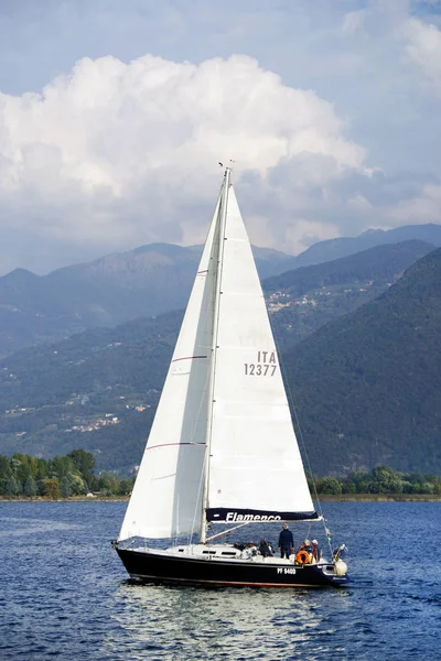 Yachting Sur Lac Iseo Italie Europe — Photo