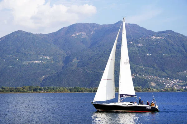Yachting Auf Dem Iseosee Italien Europa — Stockfoto
