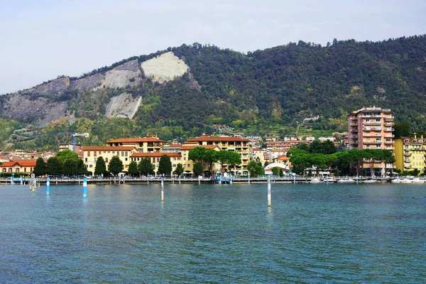 Sarnico Resort Lake Iseo Talya Europe Kıyısında — Stok fotoğraf