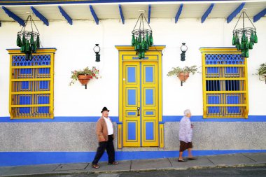 Geleneksel mimarisinde pitoresk kasaba, Jardin, Antioquia, Colombia, Güney Amerika
