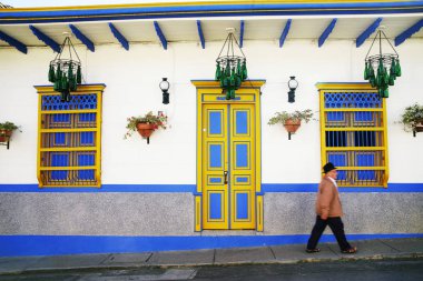 Geleneksel mimarisinde pitoresk kasaba, Jardin, Antioquia, Colombia, Güney Amerika