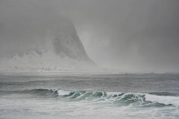 Χειμερινό Τοπίο Μαγευτικό Φιόρδ Τοπίο Του Νησιού Senja Της Βόρειας — Φωτογραφία Αρχείου