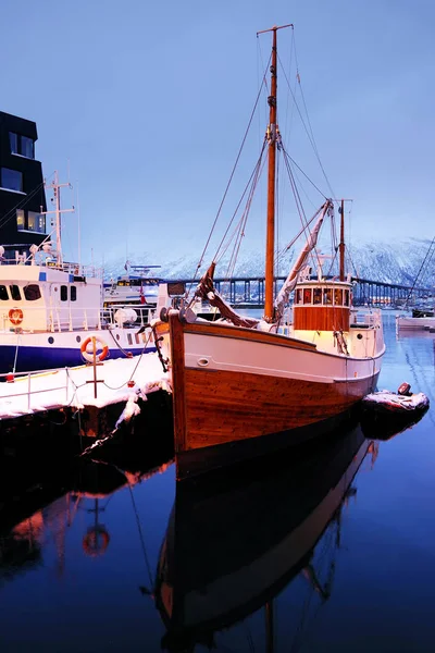 Tromsø Limanı Norveç Avrupa Tromsø Dünyanın Kuzeyindeki Şehir Olarak Kabul — Stok fotoğraf