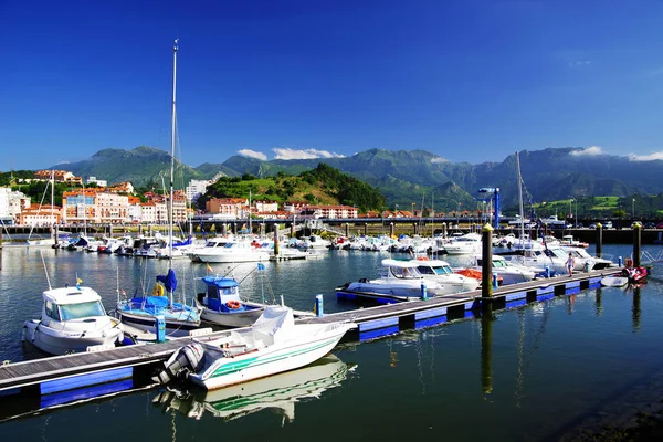 Porto Ribadesella Resort Espanha Europa — Fotografia de Stock