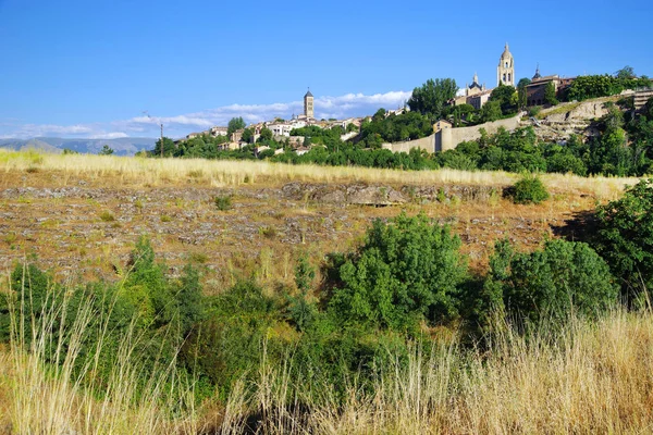 Segovian Katedraali Espanjassa Euroopassa — kuvapankkivalokuva