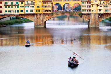 İtalya, Floransa 'da Arno Nehri