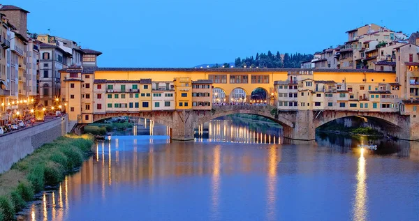 Arno Nehri, Floransa, İtalya ve Avrupa üzerinde Ponte Vecchio