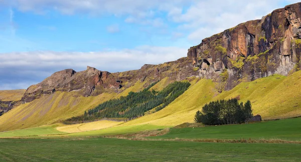 典型的なアイスランドの風景 ヨーロッパ — ストック写真
