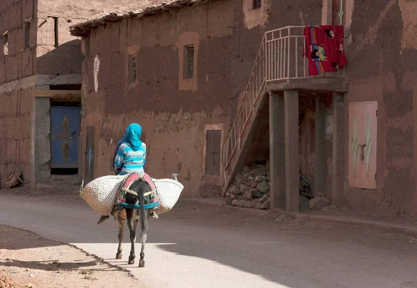 Vila Nas Montanhas Atlas Marrocos África — Fotografia de Stock