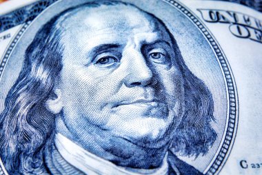 Benjamin Franklin portre yakın çekim yüz dolarlık banknot