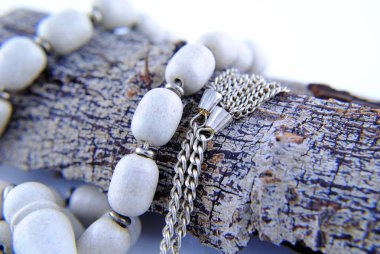 Tespih izole arka plan üzerinde