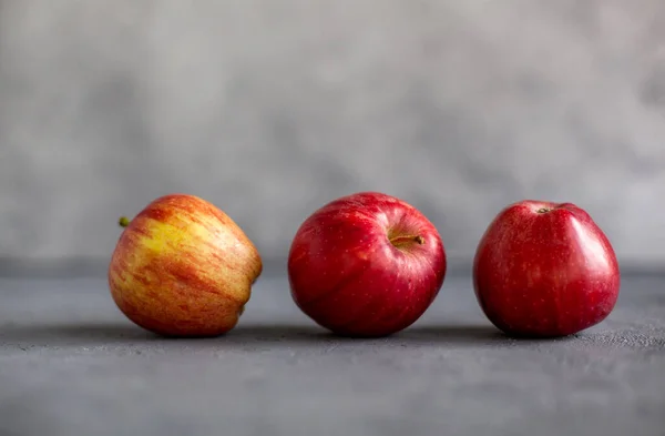 Three Ripe Garden Red Apples Gray Concrete Fruits Concept Fall — Stock Photo, Image