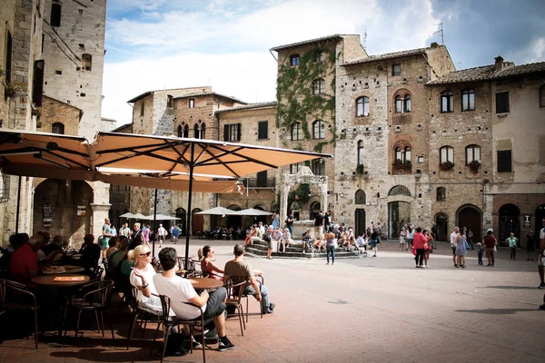 Hora Del Almuerzo San Gimignano — Foto de Stock