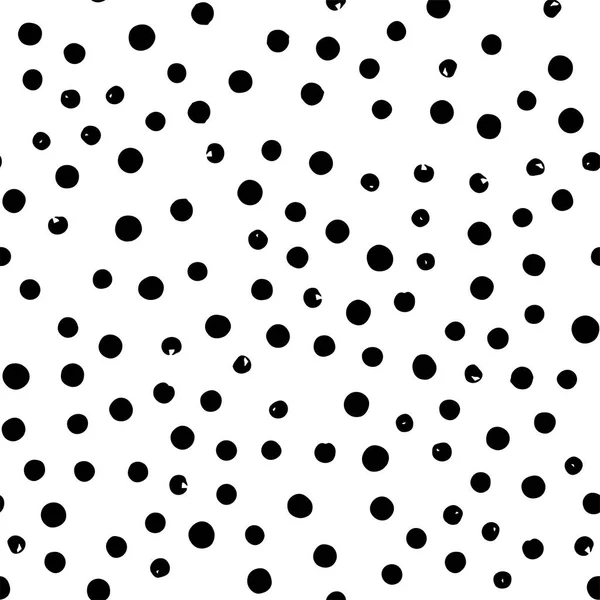 Sömlös handritad Doodle Polka Dots borste svart och vitt mönster — Stock vektor