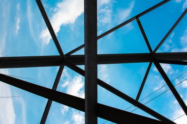 yüksek voltaj güç hatları