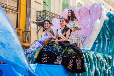 Desfile Fiestas Mexicanas