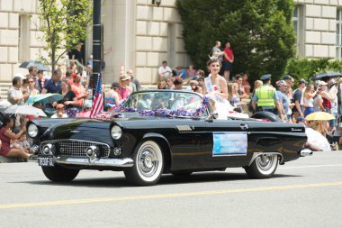 Ulusal Bağımsızlık Günü Geçit Töreni