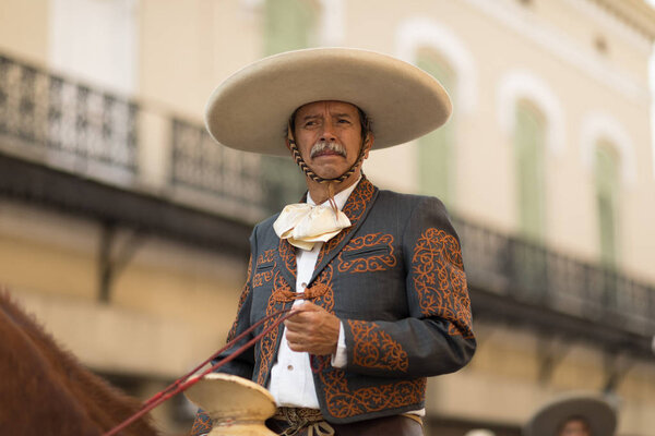 Фиестас Мексиканский
