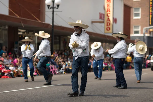 Gran desfile internacional — Foto de Stock