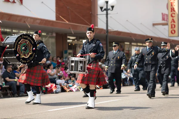 Große internationale Parade — Stockfoto