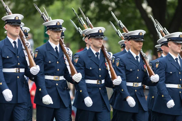 Parade zum Volkstrauertag — Stockfoto