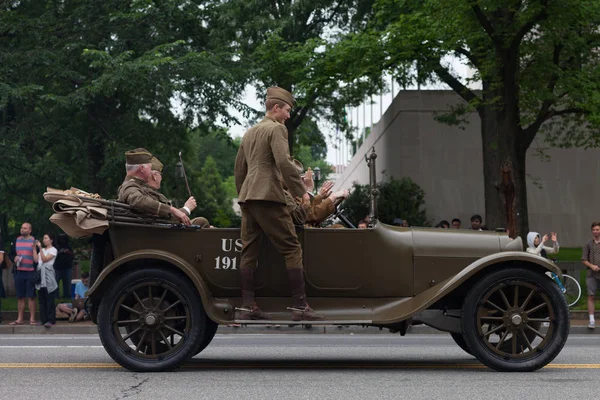 Parade zum Volkstrauertag — Stockfoto