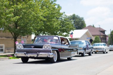 Haynes Apperson Parade