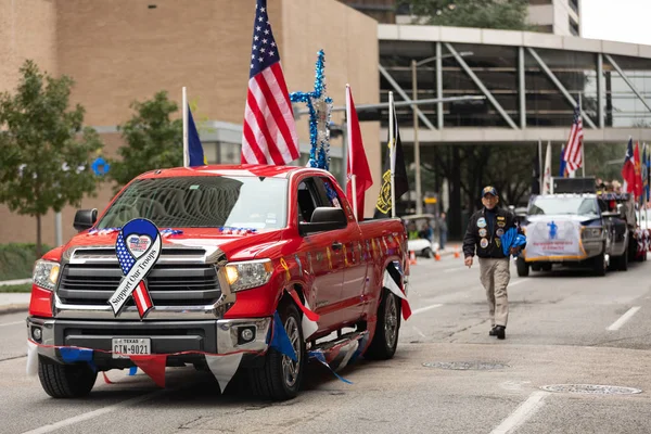 Le défilé des héros américains — Photo