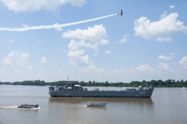 Schrumpfer feiern Flugschau — Stockfoto