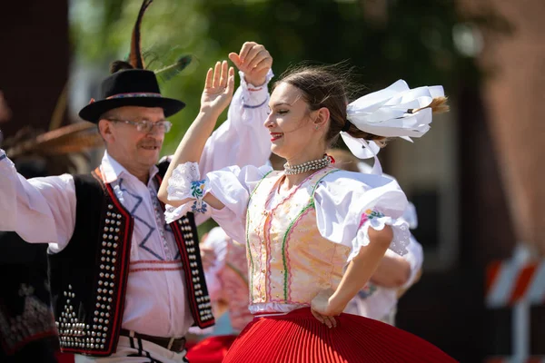 Whiting Indiana Usa Července 2019 Pierogi Fest Pár Slováků Tradičním — Stock fotografie