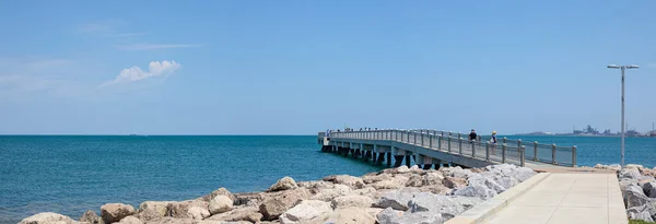 Whiting Indiana Usa Července 2019 Lidé Kráčející Molu Michiganském Jezeře — Stock fotografie