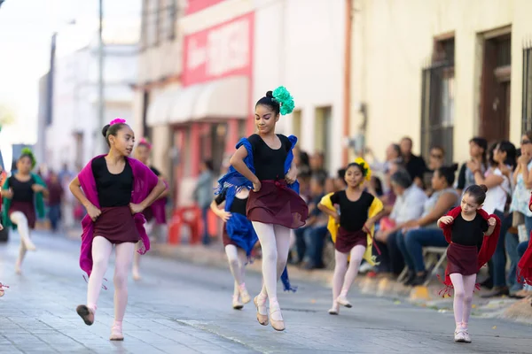 Matamoros Tamaulipas Mexiko Listopadu 2019 Mexická Přehlídka Dne Revoluce Dívky — Stock fotografie