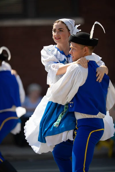 Whiting Indiana Usa Července 2019 Pierogi Fest Lady Držící Vzduchu — Stock fotografie