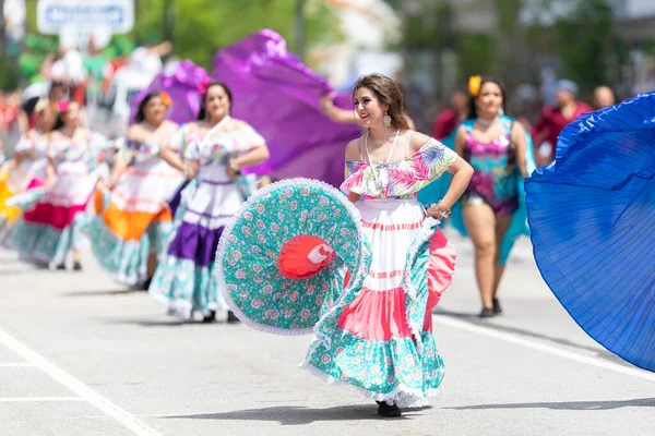 Indianapolis Indiana Usa Maja 2019 Parada Indy 500 Meksykańscy Tancerze — Zdjęcie stockowe