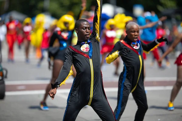 Chicago Illinois Usa August 2019 Bud Billiken Parade Χορευτική Ομάδα — Φωτογραφία Αρχείου