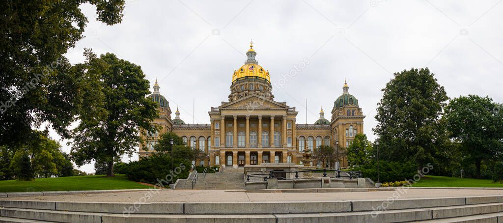 The Iowa State Capitol, in the capital city of Des Moines, USA