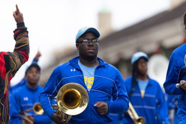 New Orleans, Louisiana, ABD - 30 Kasım 2019: Bayou Klasik Geçit Töreni, Güney Üniversitesi Shreveport Üyeleri, geçit töreninde